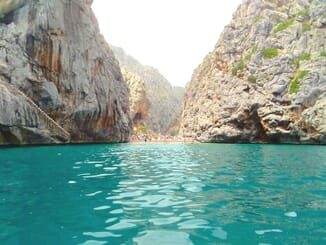 Spiaggia di Sa Calobra a Maiorca.